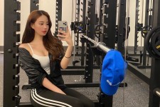 阳江我是一名瑜伽锻练外加兼职模特(我是一名瑜伽锻练外加兼职模特小说)