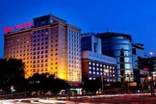 阳江酒店商务伴游雇用(北京伴游雇用90万月薪)