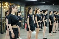 阳江兼职模特进修班(学生怎么兼职模特)