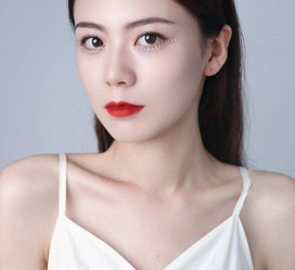 阳江兼职模特要打点模卡吗(兼职做模特要交钱拍模卡)