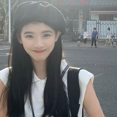 阳江商务伴游带客户去看海豚表演
