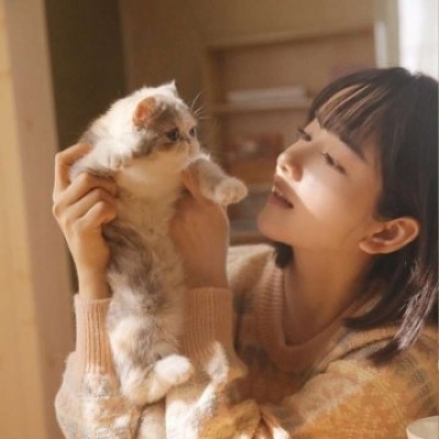 阳江伴游女生邓珊珊的资料