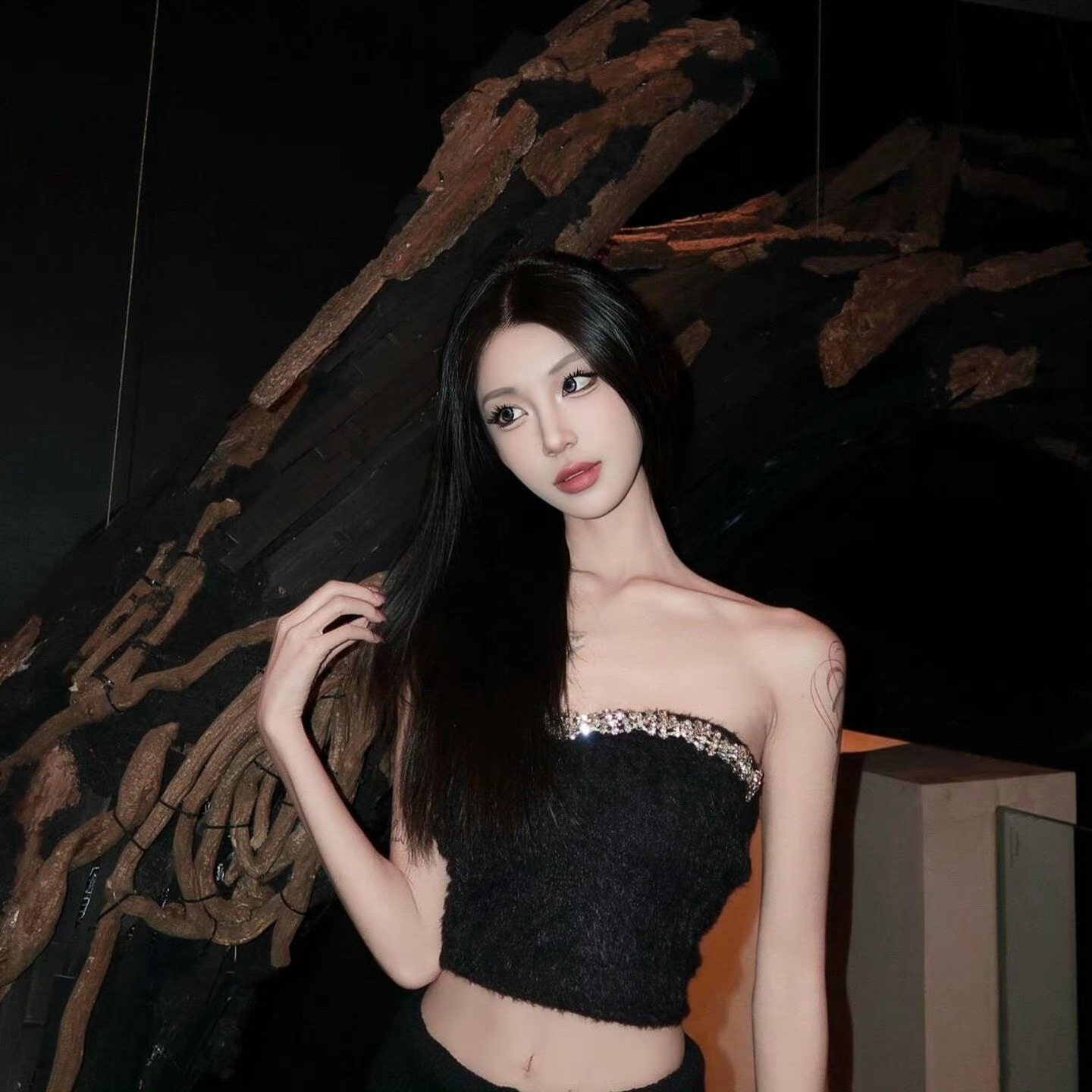 阳江伴游女生顾晚晴的资料