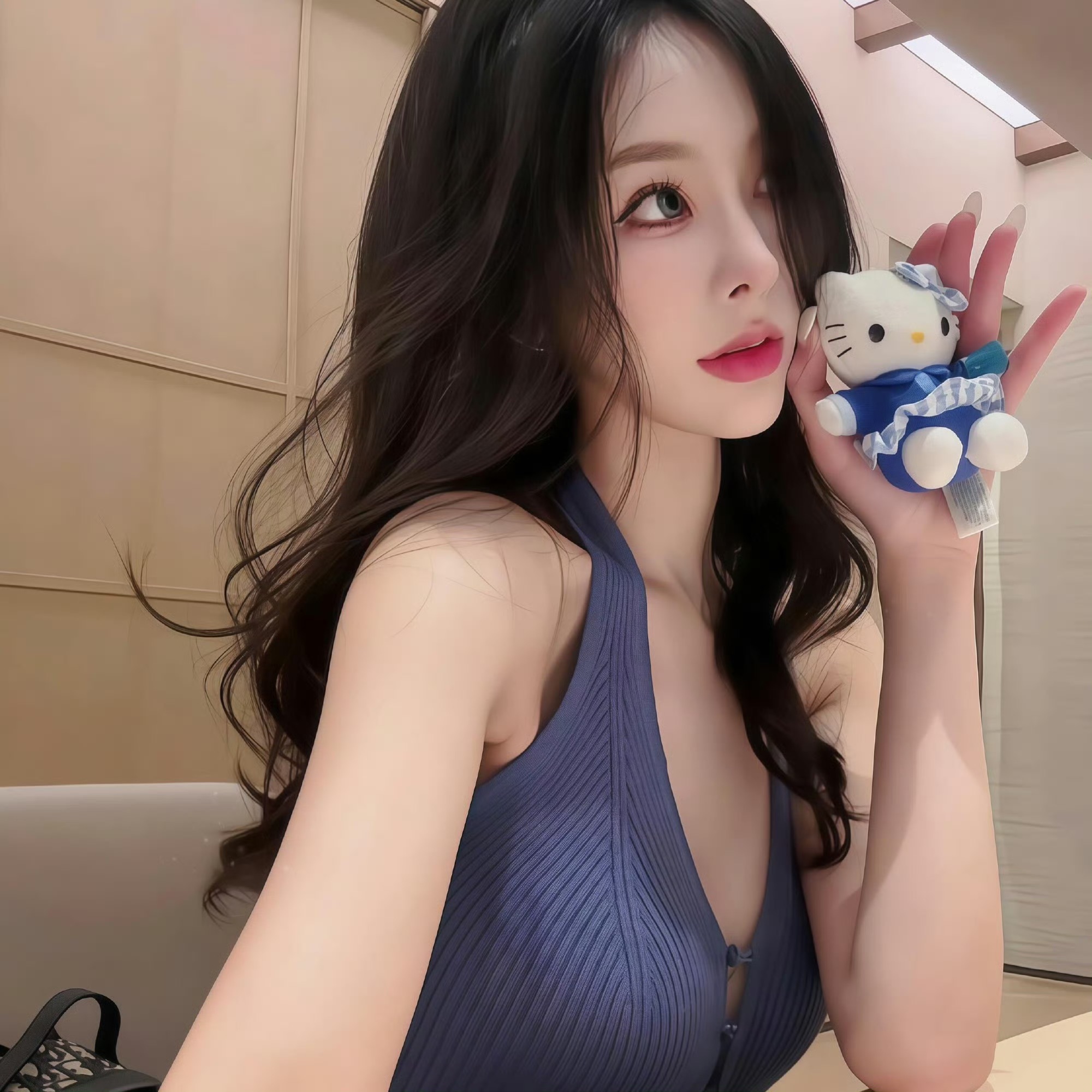 阳江伴游女生鹿小婷的资料