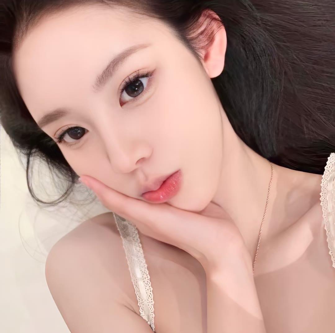 阳江伴游女生佛白易的资料