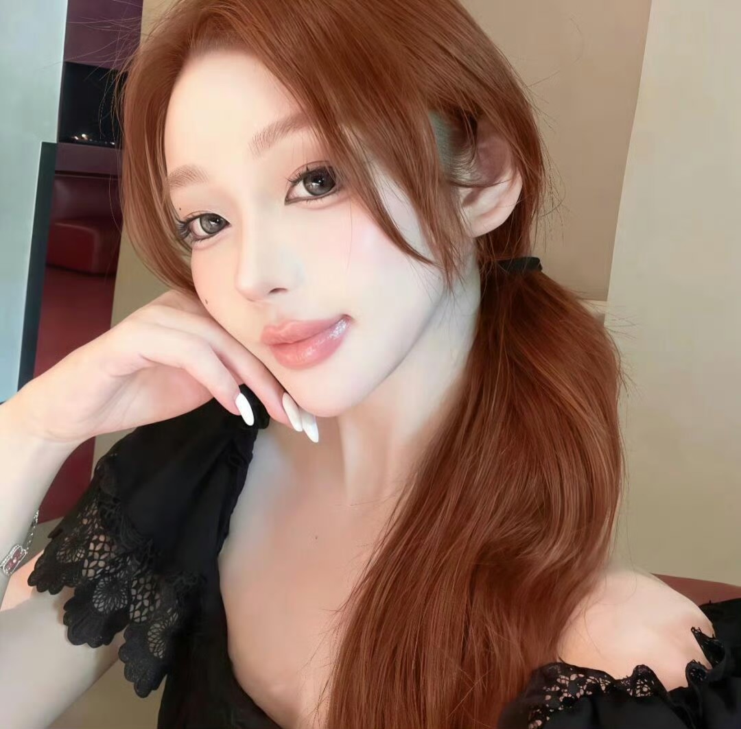 阳江伴游女生 | Victoria LiLI的资料