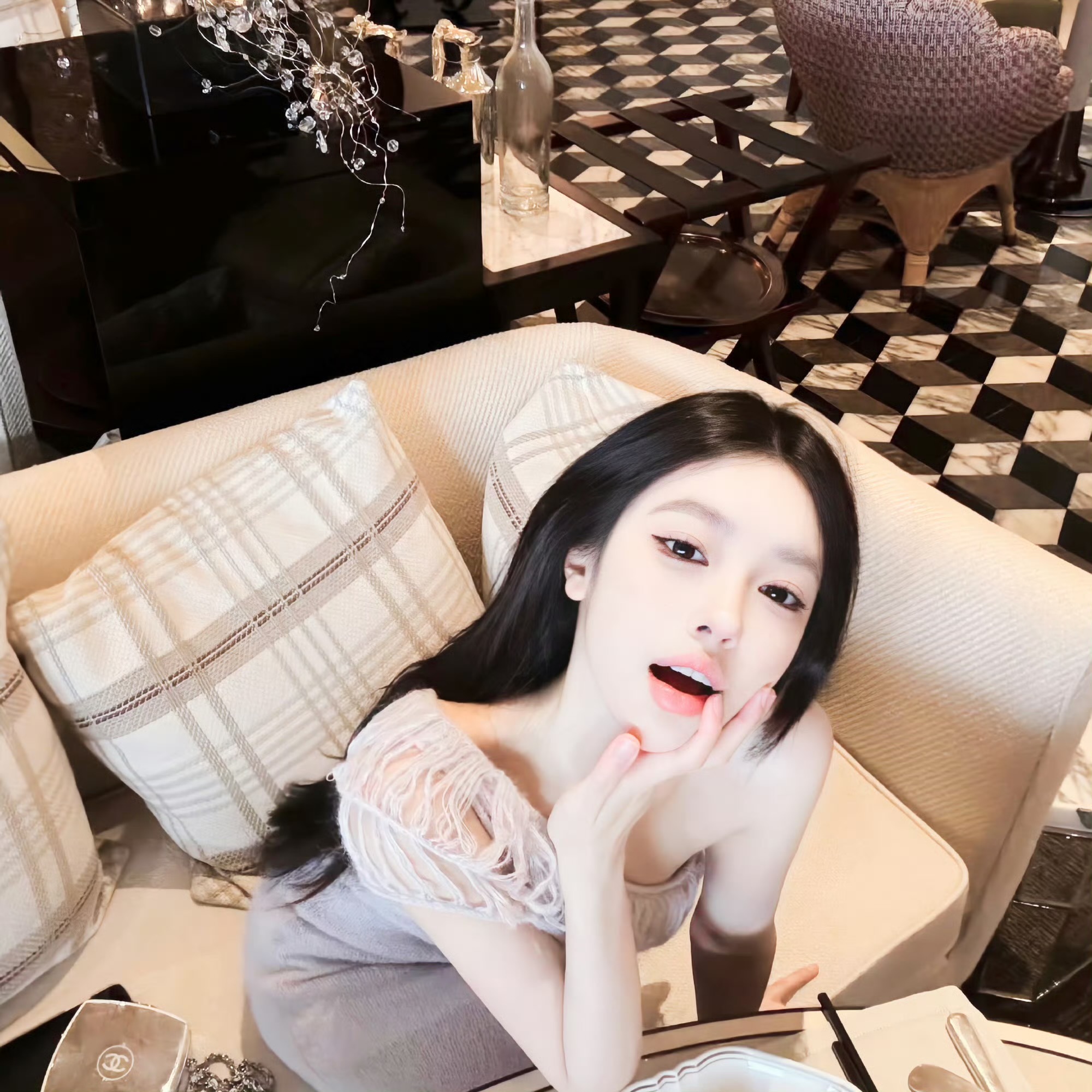 阳江伴游女生 | Ursula的资料