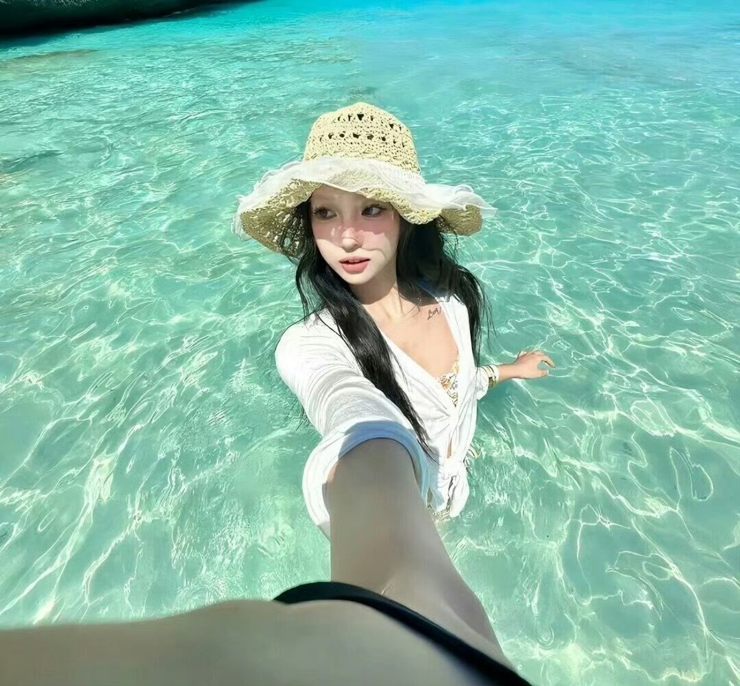 阳江伴游女生周亦玉的资料